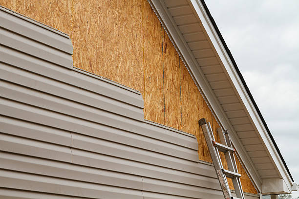 24/7 Emergency Storm Damage Siding Repair experts in Valdese, NC